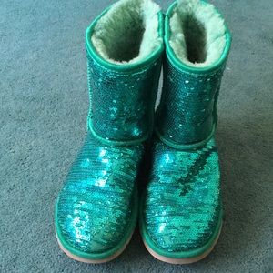 Ugh Green Sparkle boots